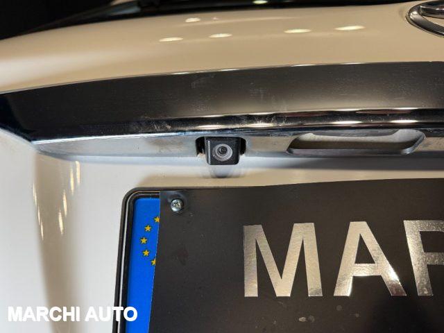 TOYOTA Yaris 1.3 5 porte Lounge