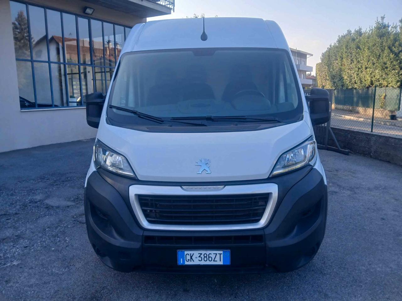Peugeot Boxer 330 2.2 BlueHDi 140 S&S PC-TN Furgone