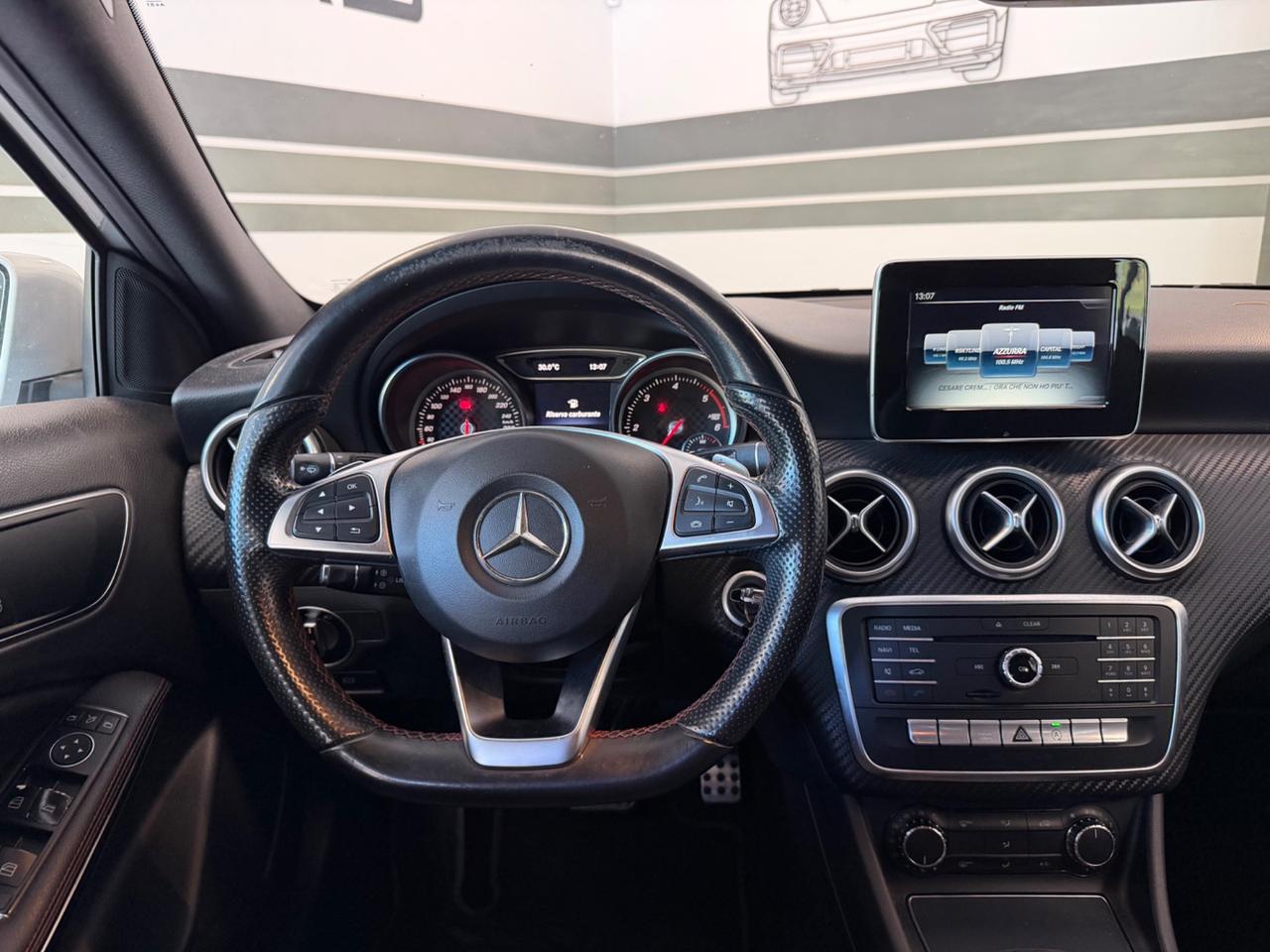 Mercedes-benz A 180 d Automatic Premium