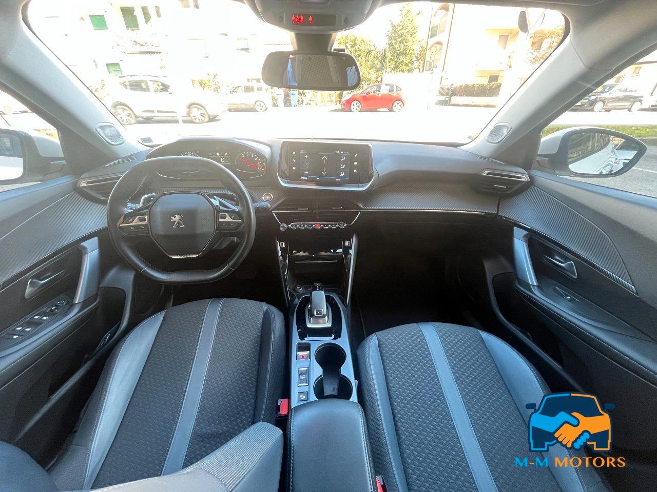 Peugeot 2008 2008 1.5 bluehdi Allure Navi Pack s&s 130cv eat8