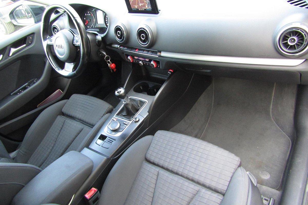AUDI A3 SPB 2.0 TDI 150 CV clean diesel Ambition