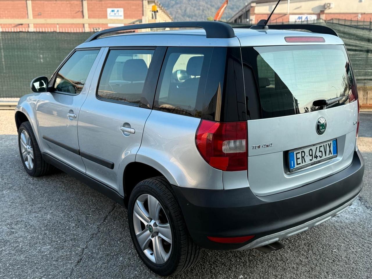 Skoda Yeti Outdoor 2.0 TDI CR 140 CV 4x4 Elegance