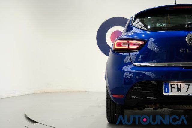 RENAULT Clio TCe 12V 75 CV 5 PORTE MOSCHINO ZEN FULL LED