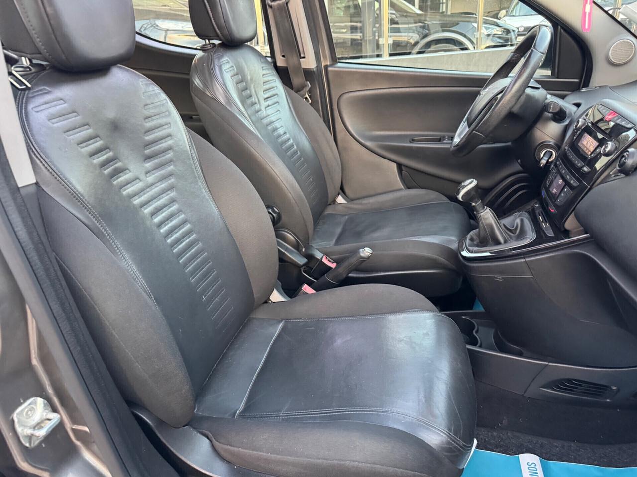 LANCIA YPSILON 1.3 MJT II 95 CV PLATINUM EDITION TETTO FULL