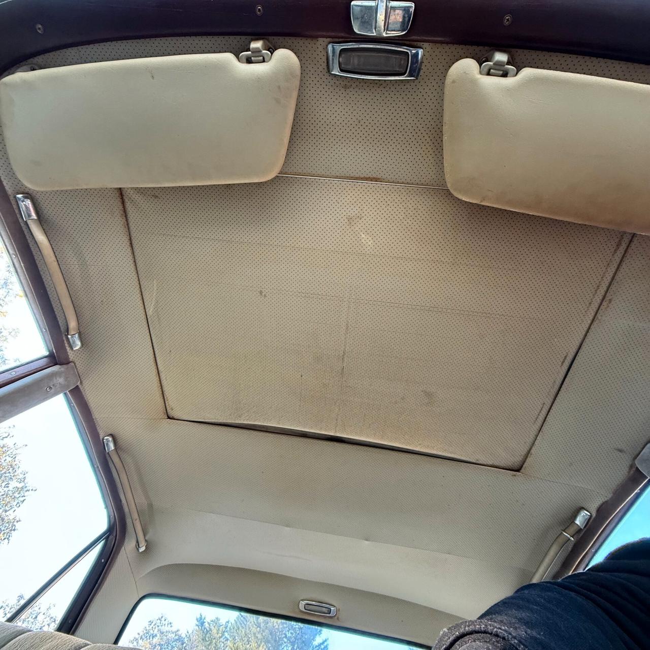 Mercedes-benz S 250 w108