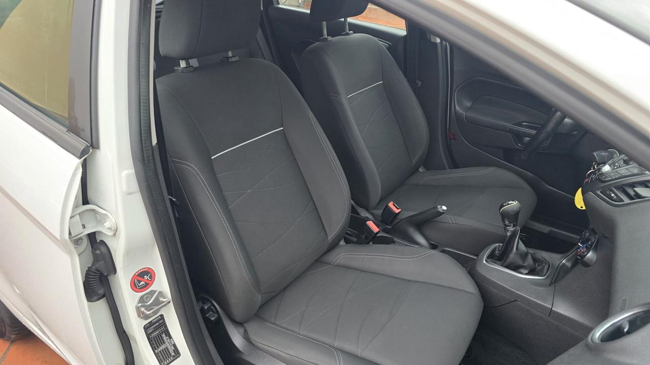 Ford Fiesta 1.5 TDCi 75CV 5 porte Titanium