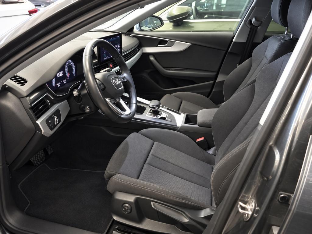 Audi A4 Avant 40 TDI Quattro S-Tronic S-Line LED Matrix, Navi, Cerchi 18, Retrocamera