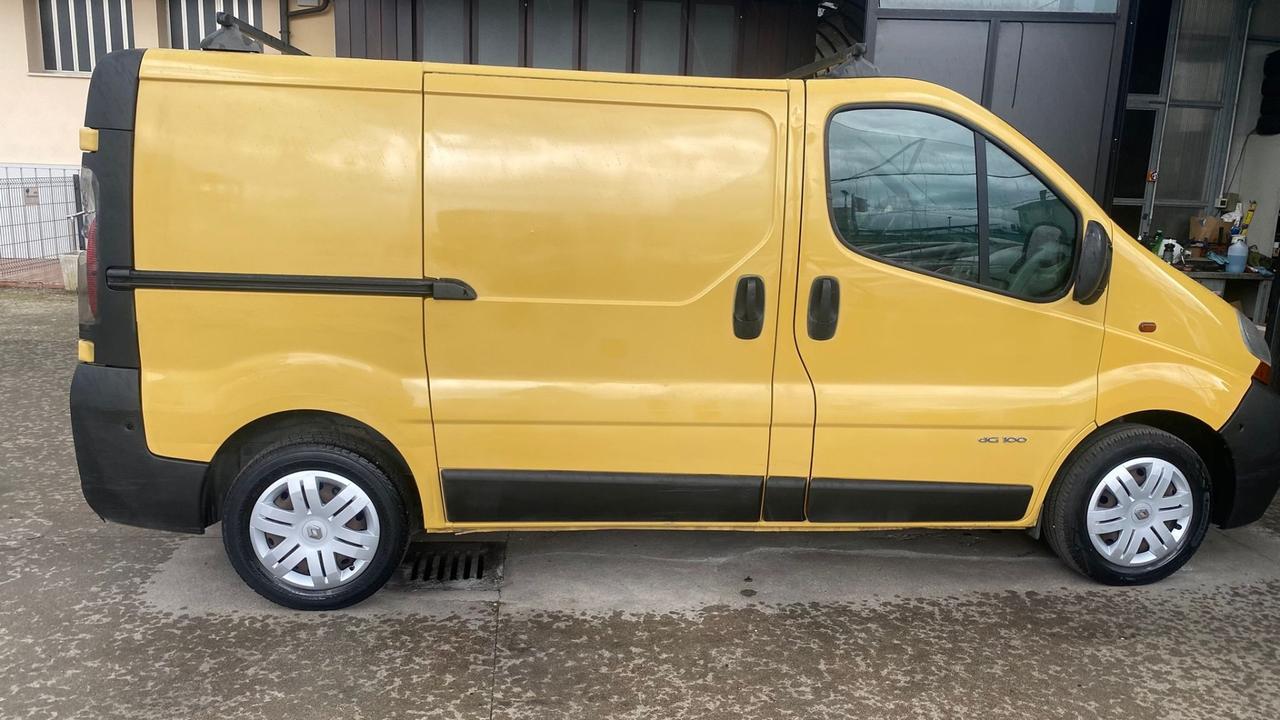 Renault Trafic T29 1.9 dCi/100PC-TN Furg.Confort