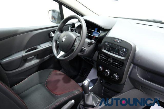 RENAULT Clio 1.2 75 CV 5 PORTE LIFE NEOPATENTATI