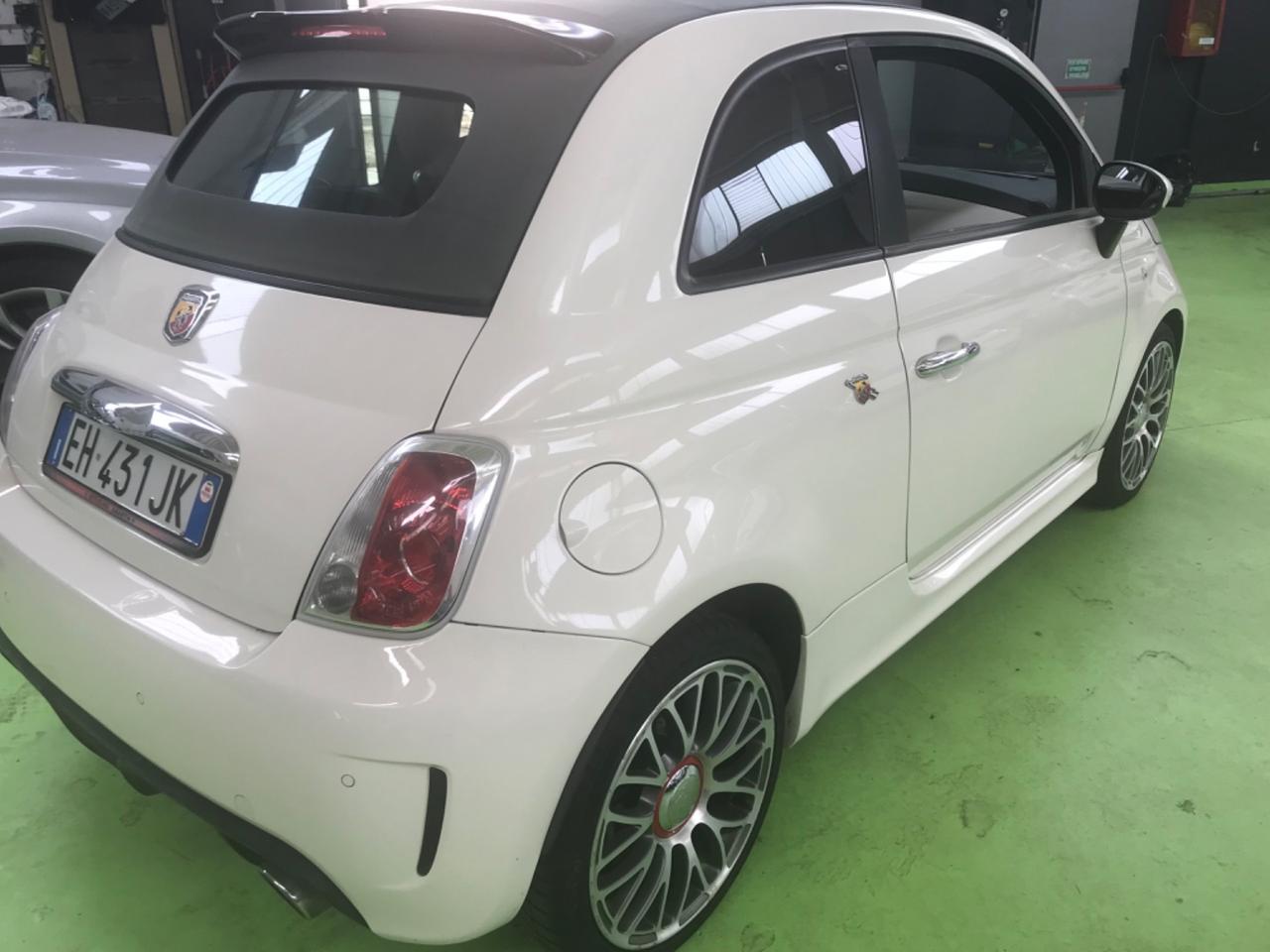 Abarth 500 C 1.4 Turbo T-Jet MTA