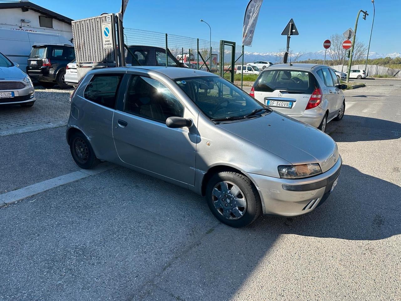 Fiat Punto 1.2i cat 3 porte