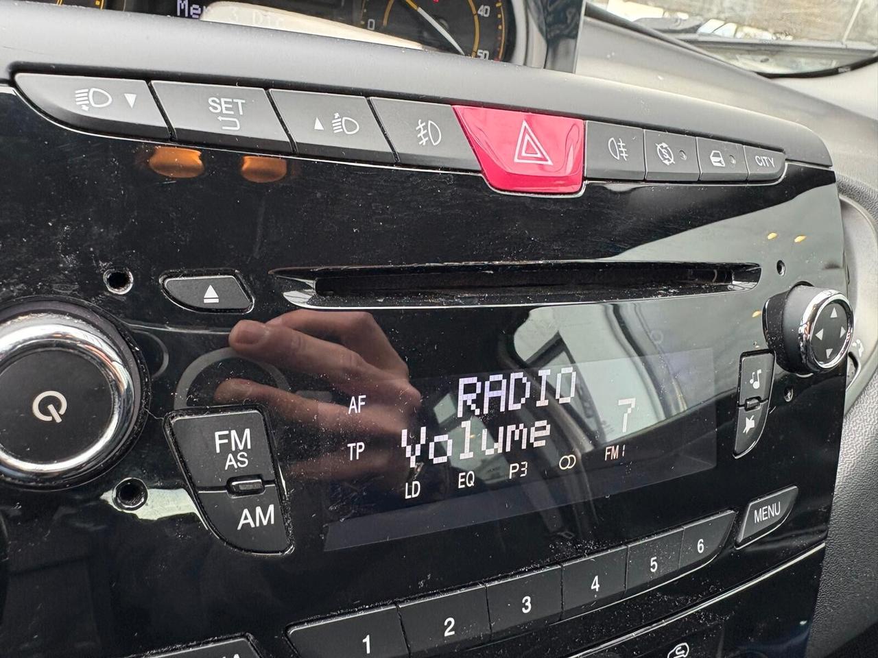 Lancia Ypsilon MOMODESIGN 1.3 MJT 16V 95 CV 5 p. UNICO PR.