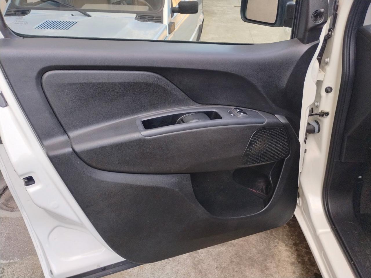 FIAT Doblo cargo 1.3 mjt. CH1 Lounge S&S...