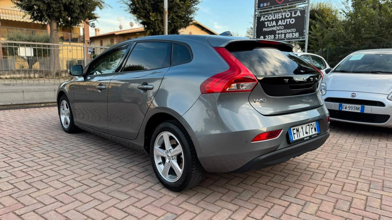 Volvo V40 D2 Business