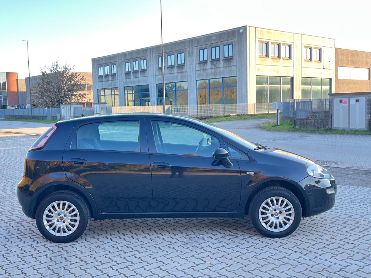 Fiat Punto 1.4 8V 5 porte Easypower Street