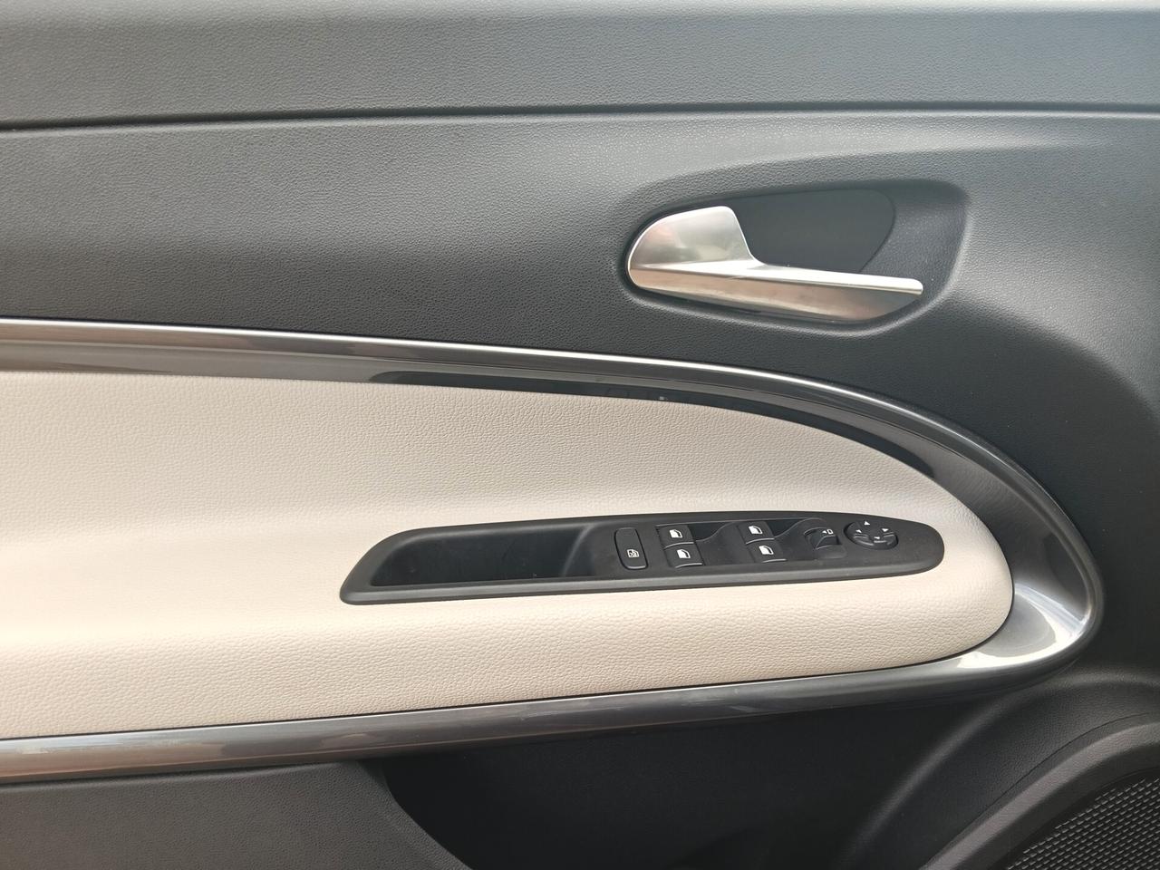 Fiat 600 Hybrid 110 CV DCT MHEV La Prima 2025