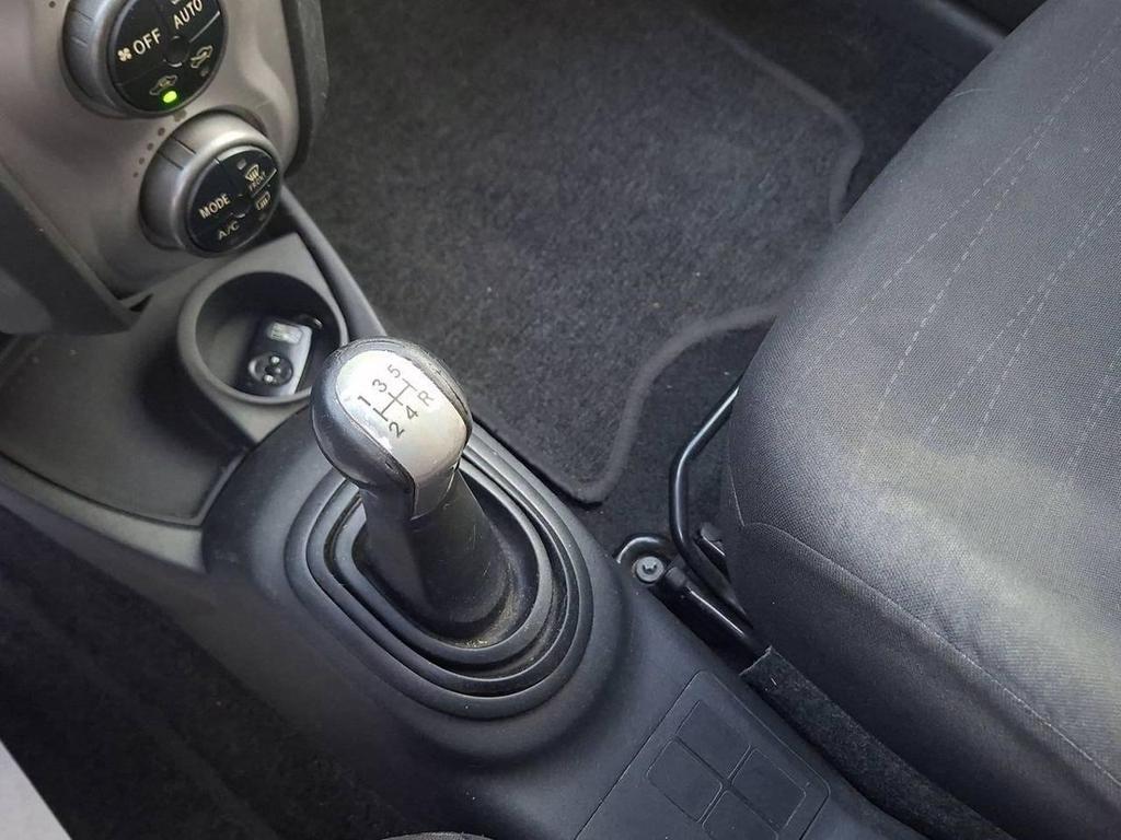 Toyota Yaris 3 Porte 1.0 Sol
