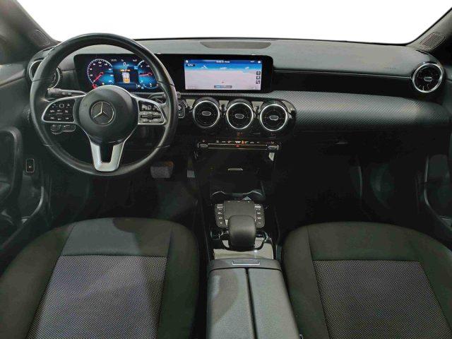 MERCEDES-BENZ CLA 180 d Automatic Shooting Brake Business Extra
