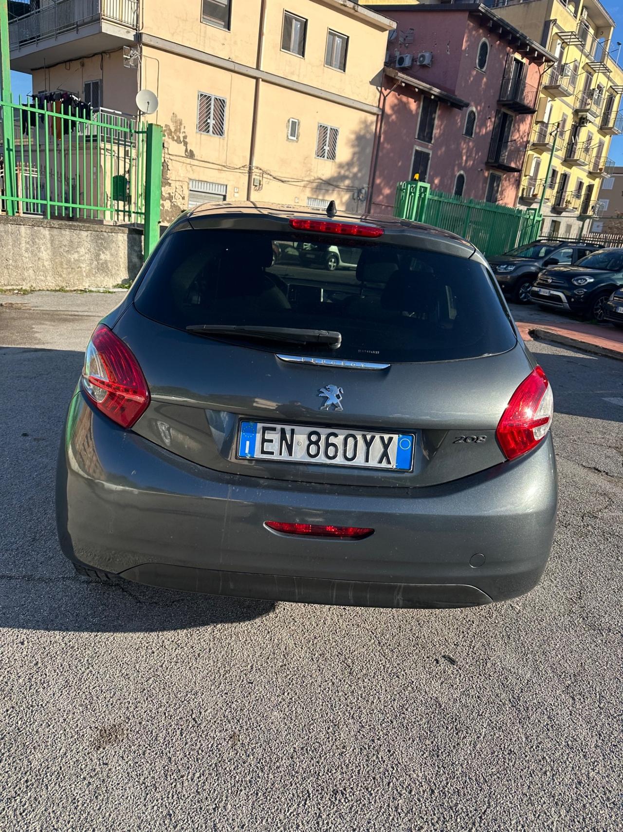 Peugeot 208 1.4 HDi 68 CV 5 porte Active