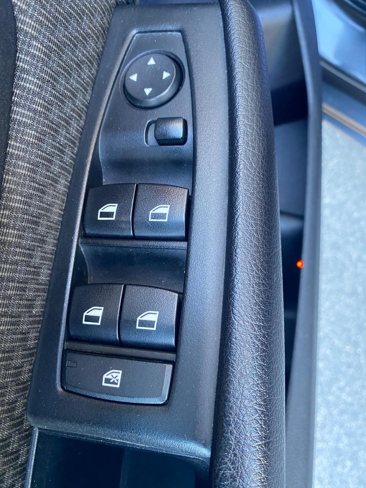 Bmw 216d Anno 2017 Full Navi Led Xeno