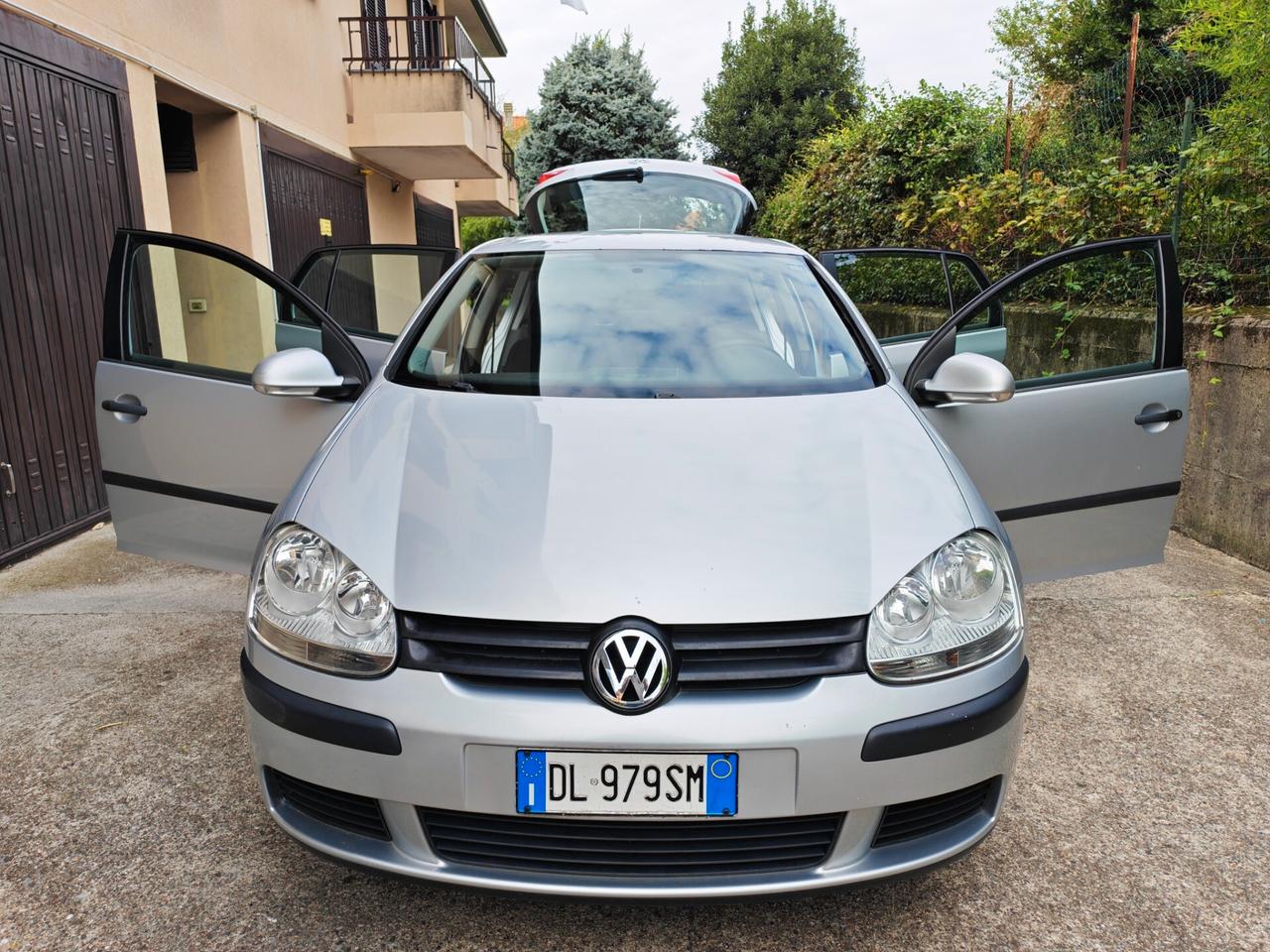 Volkswagen Golf 1.6 BENZINA 102cv / 139.000km / Neop.