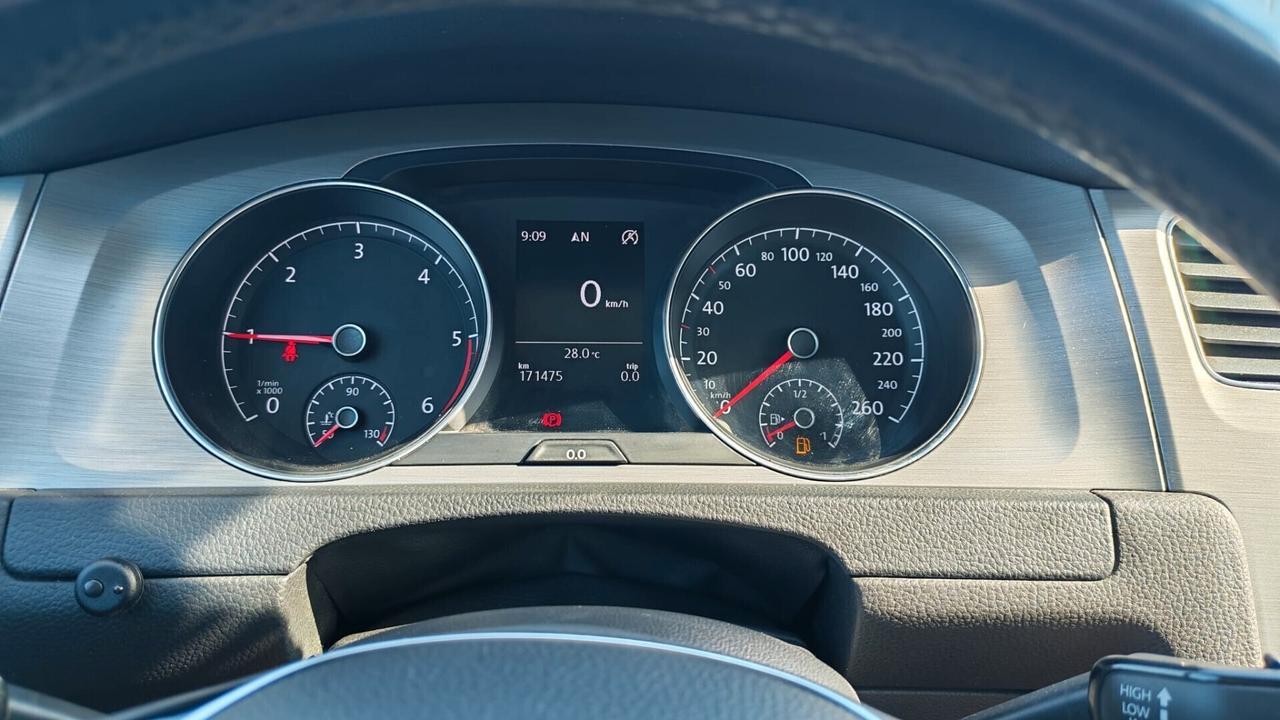 Volkswagen Golf 2.0 TDI 5p. Highline BlueMotion Technology