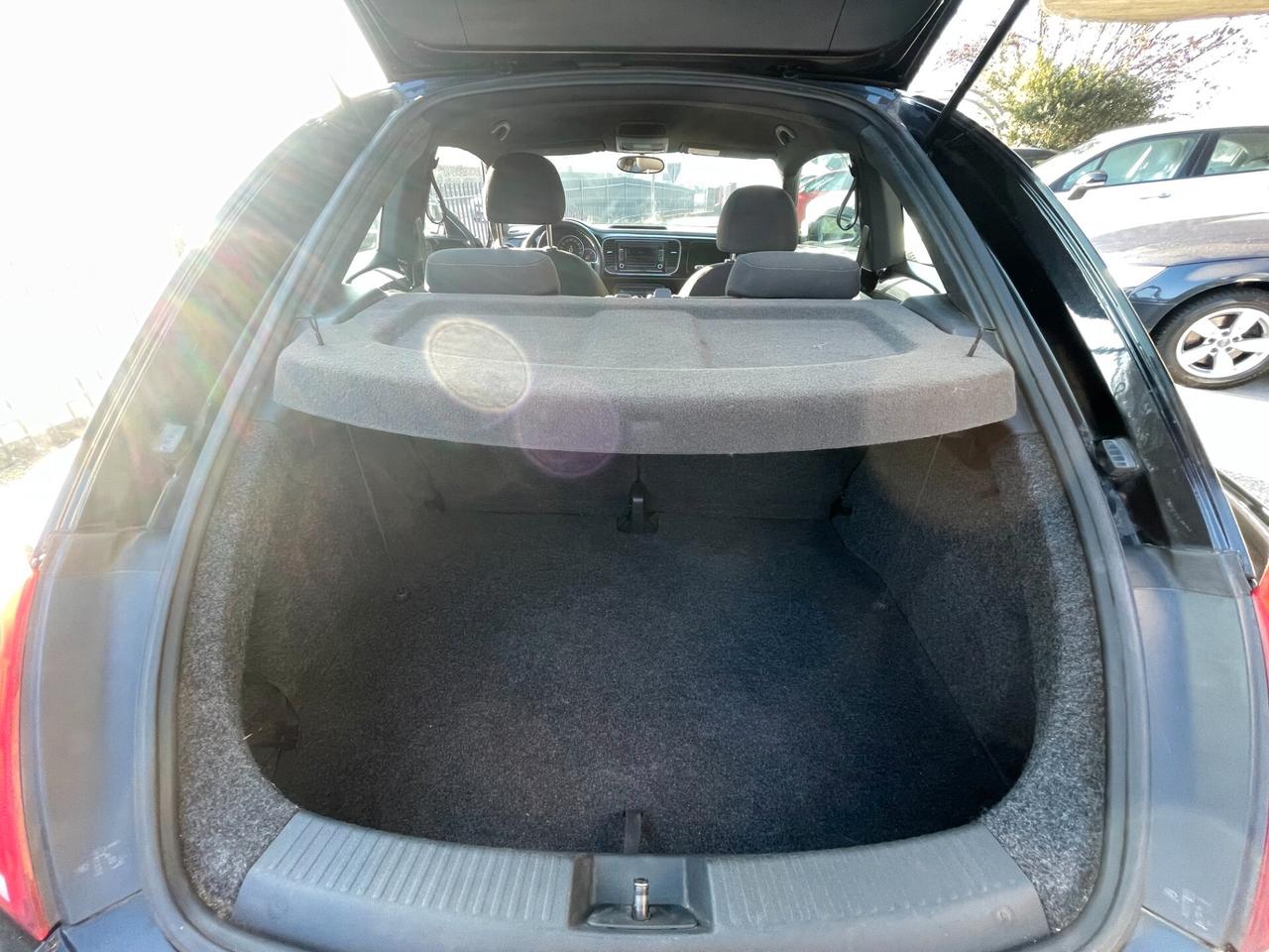 Volkswagen Maggiolino 1.6 TDI Design