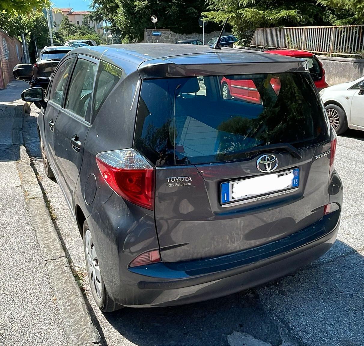 Toyota Verso-S 1.3 Benz 100CV - Garanzia 12 Mesi