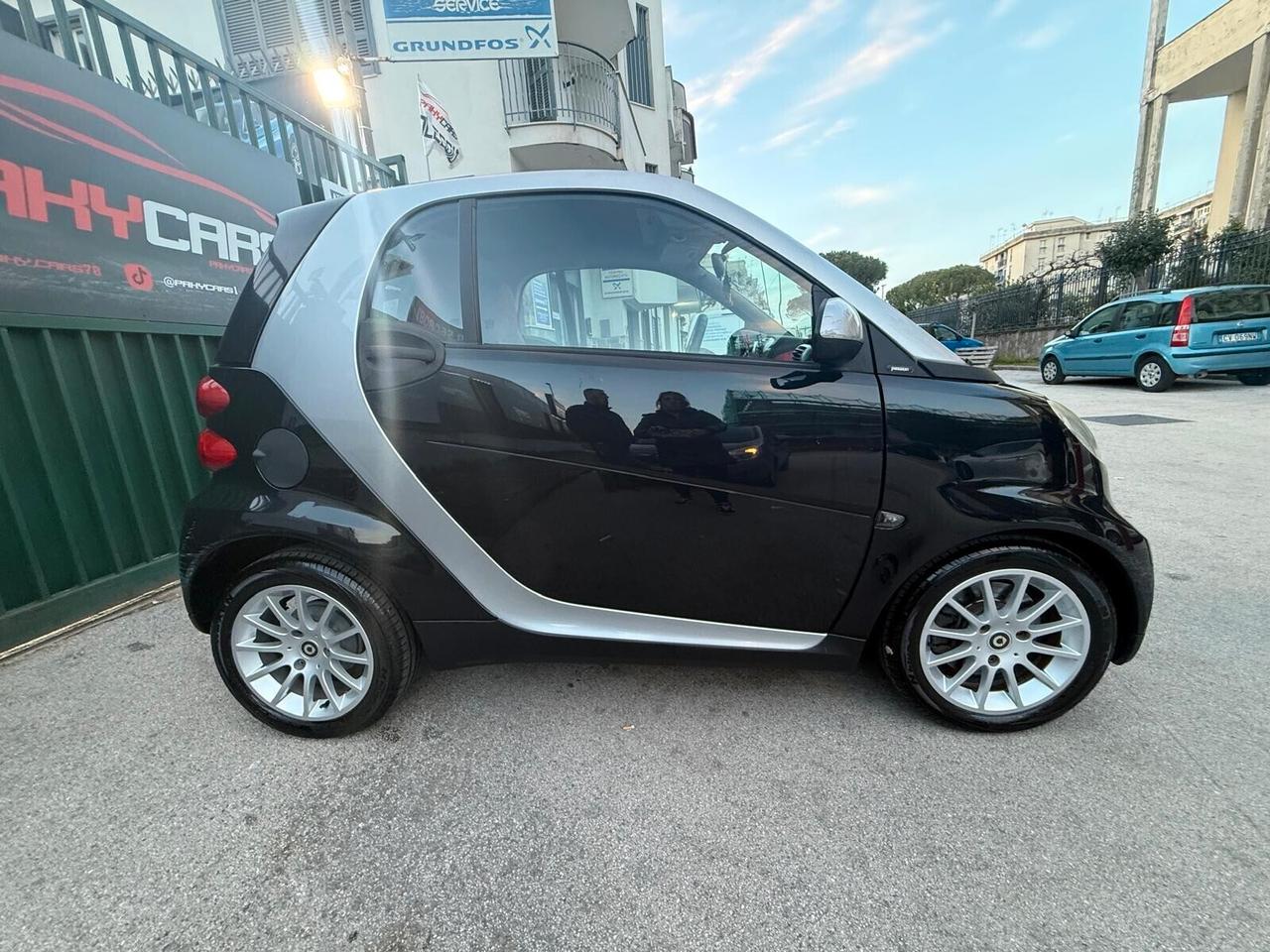 Smart ForTwo 1000 62 kW coupé pulse