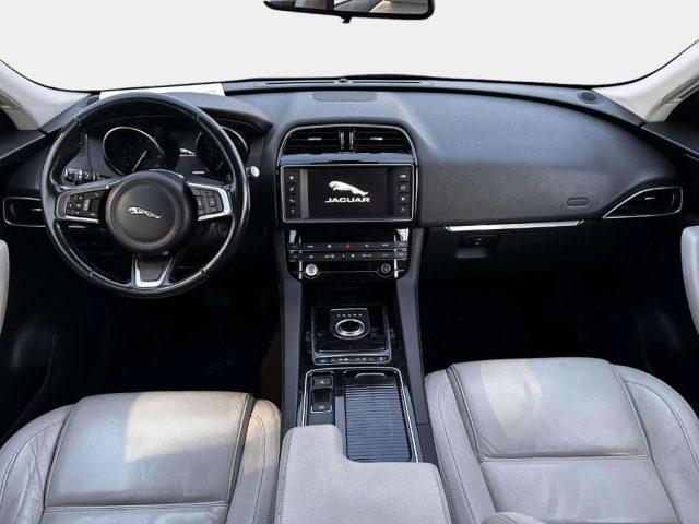 JAGUAR F-Pace 2.0 D 180 CV AWD aut. Prestige