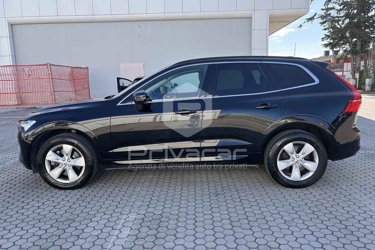 VOLVO XC60 B4 (d) Geartronic Momentum Pro