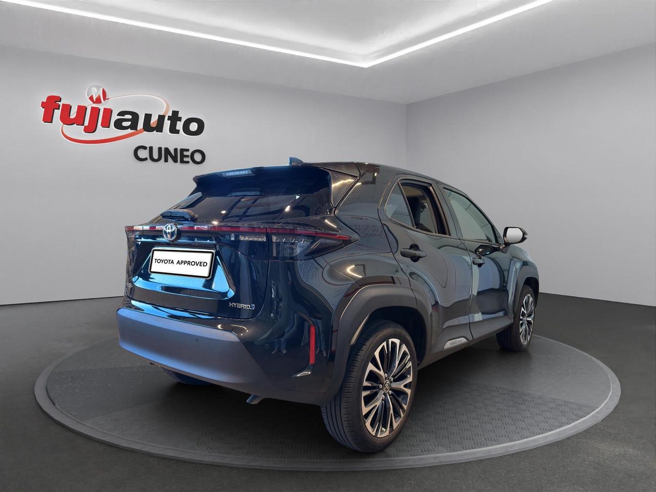 Toyota Yaris Cross 1.5h Lounge fwd 116cv e-cvt