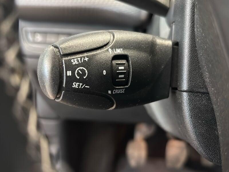 Peugeot 2008 Benzina 82cv