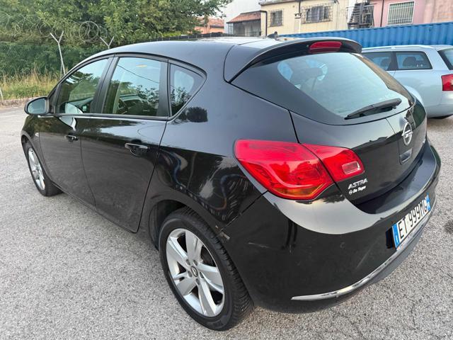 OPEL Astra 1.7 CDTI 110CV 5p Elective senza lavoro da fare