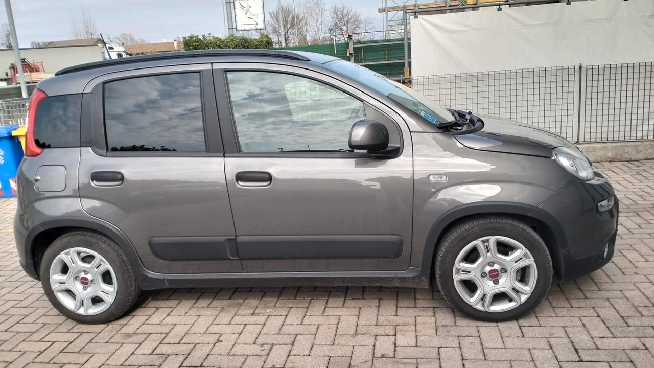 Fiat 500 1.0 Hybrid Lancia ypsilon 1.0 Hybrid