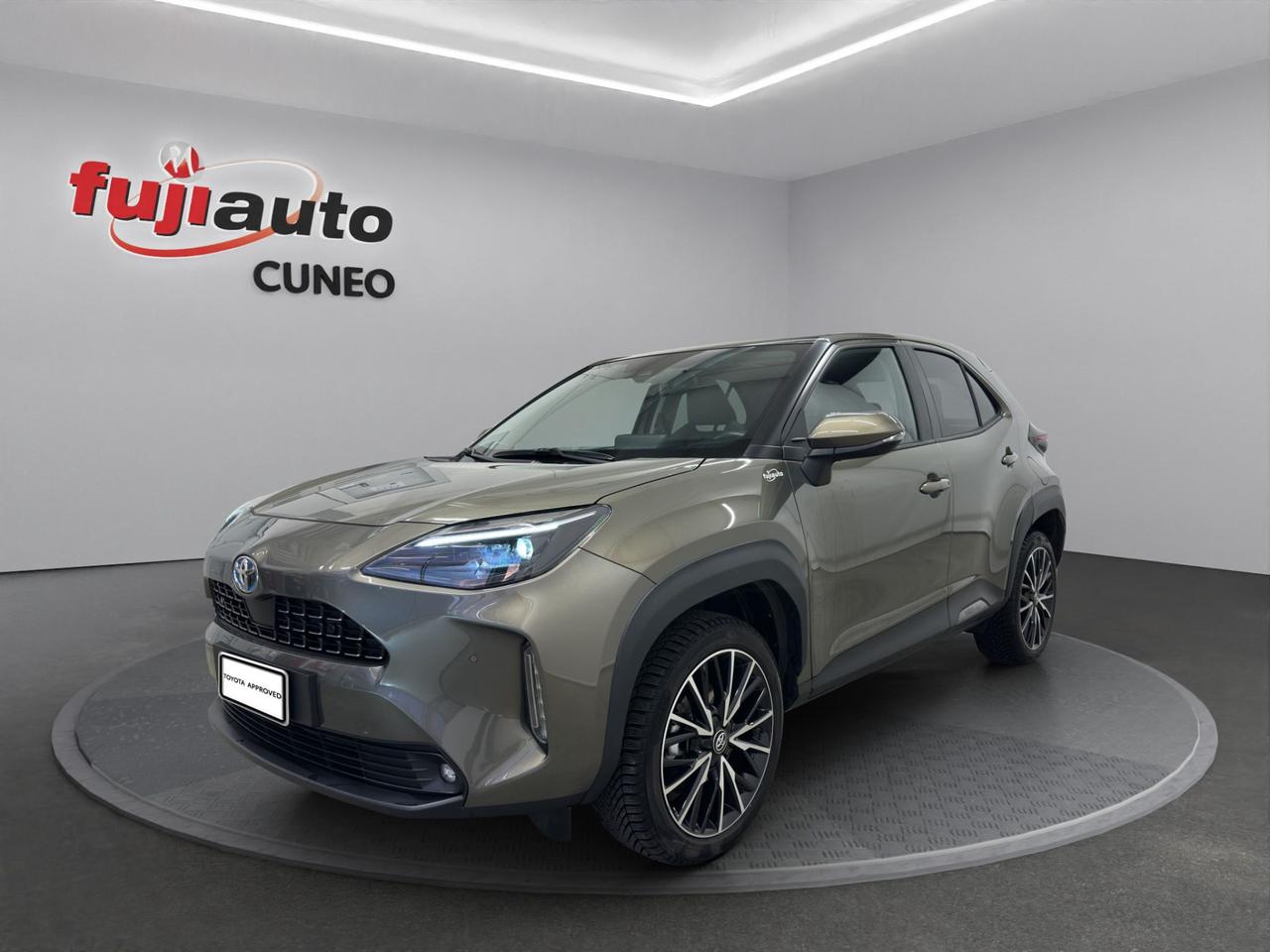 Toyota Yaris Cross 1.5h Lounge fwd 116cv e-cvt