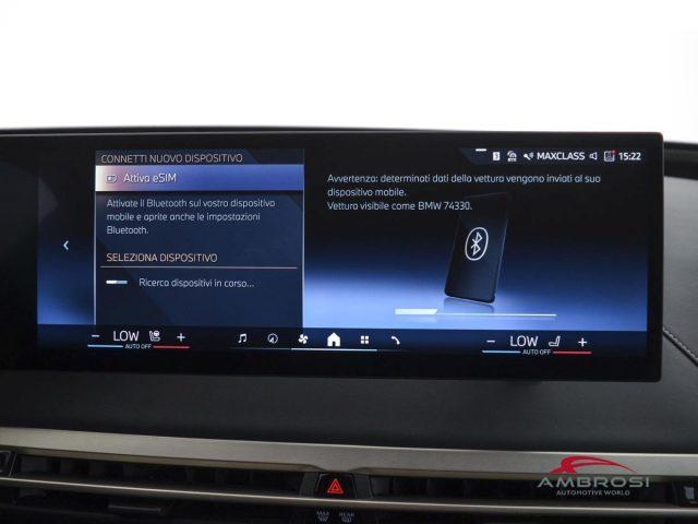 BMW iX xdrive50 pacchetto sportivo