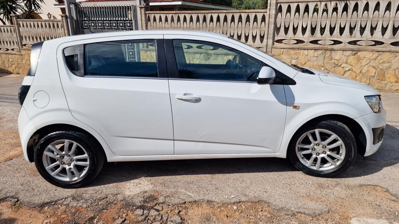 Chevrolet Aveo 1.3 diesel 95CV S&S 5 porte LTZ