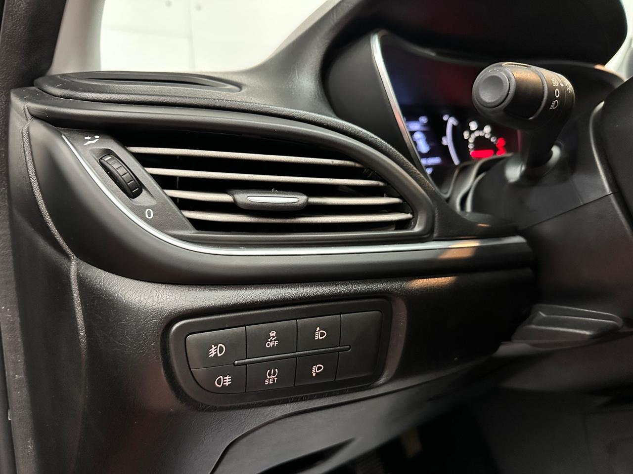 Fiat Tipo 1.6 Mjt 120cv S&S SW Lounge ok neop.