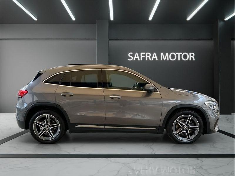 Mercedes-Benz GLA GLA 200 d Automatic Premium