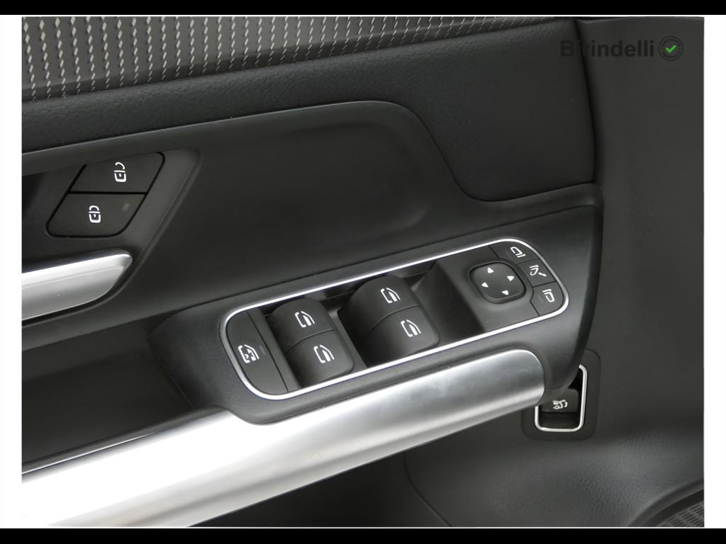 Mercedes-Benz GLA (H247) - GLA 200 d Automatic Sport