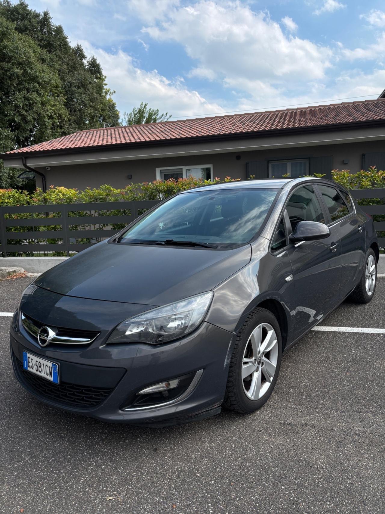Opel Astra 1.4 Benzina