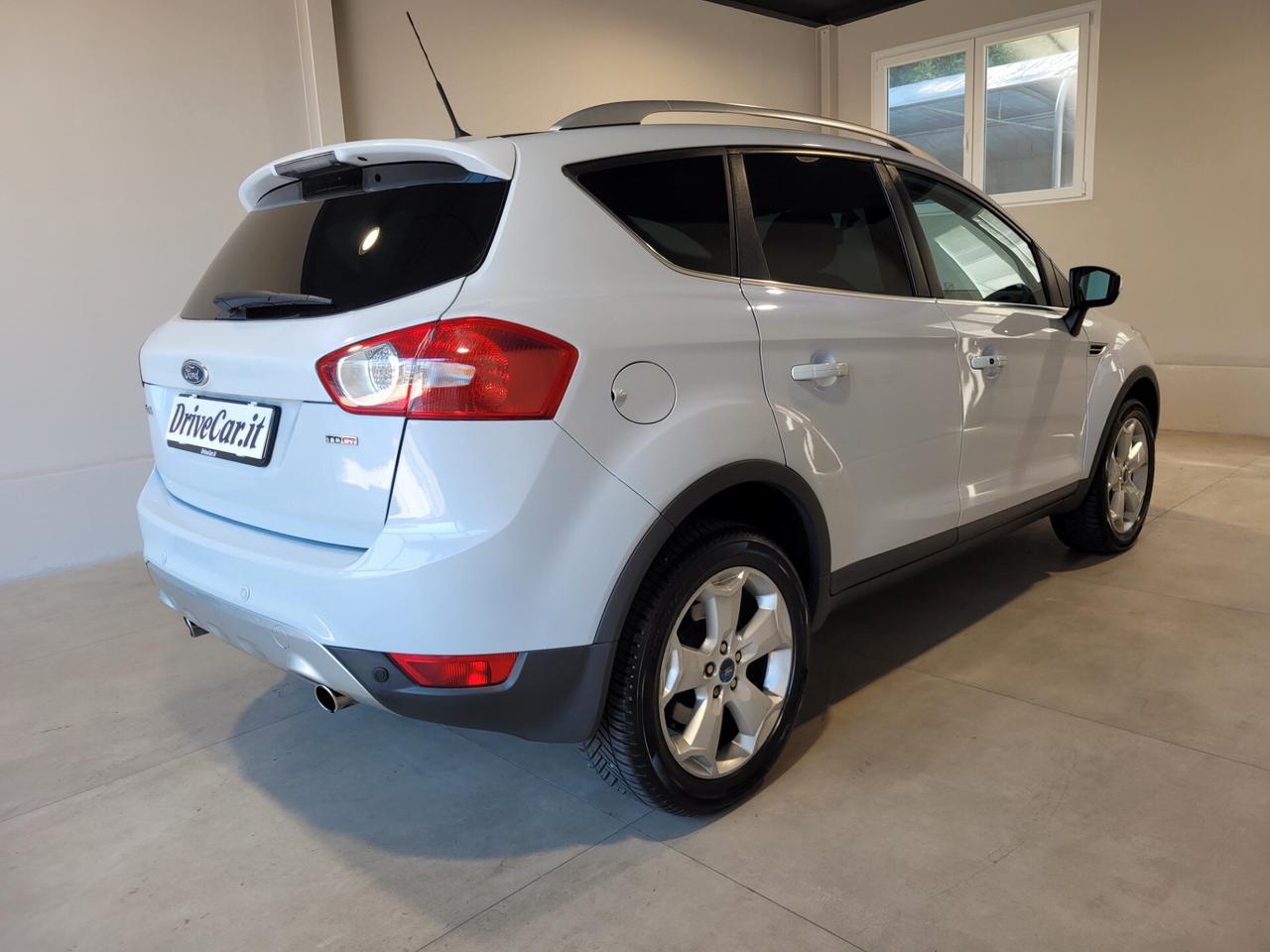 Ford Kuga 2.0 TDCi 136 CV 4WD Titanium DPF