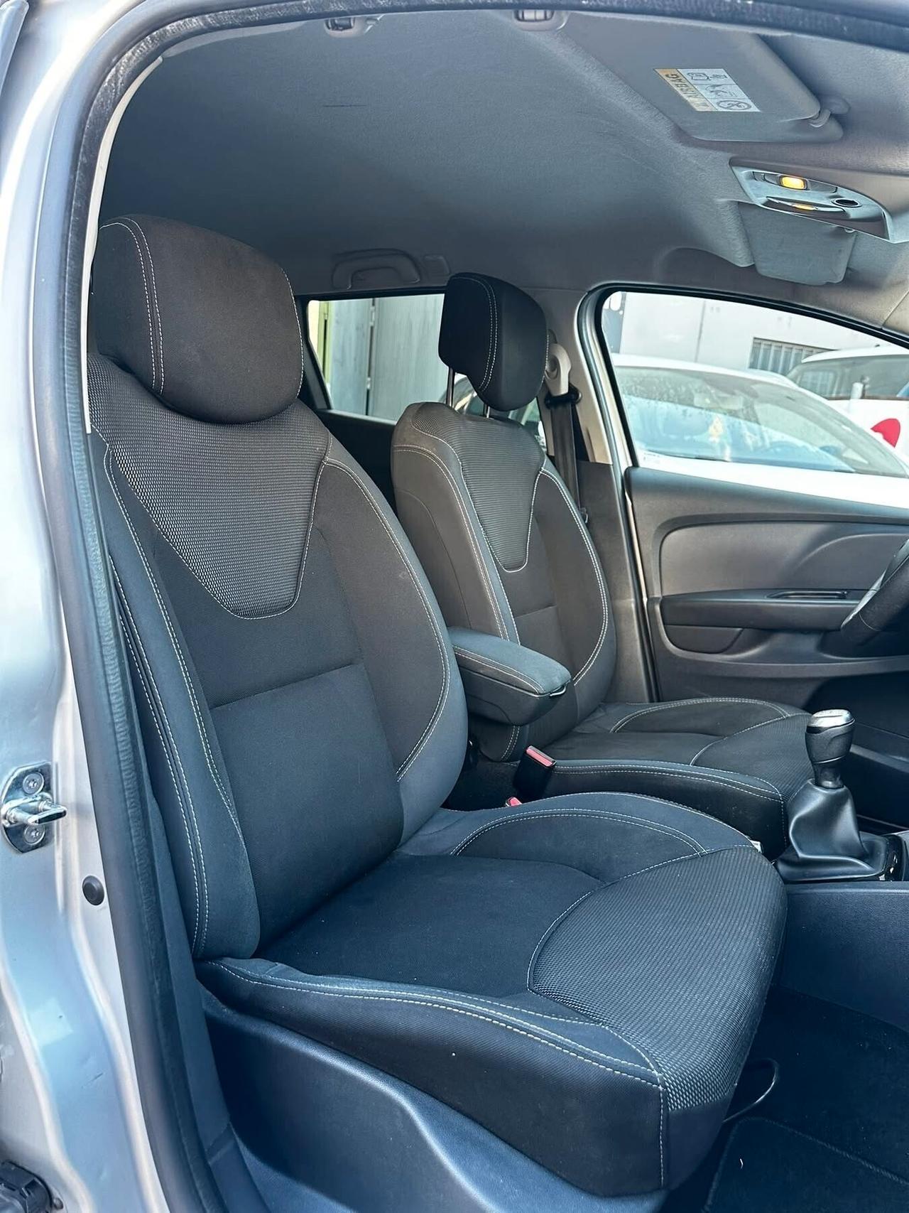 Renault Clio dCi 8V 90CV Start&Stop 5 porte Energy Intens NEOPATENTATI