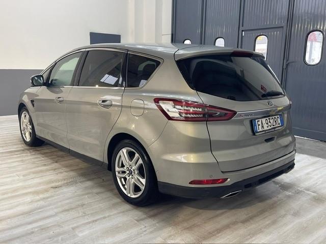 Ford S-Max 2.0 TDCi 180CV Start&Stop Powershift Titanium