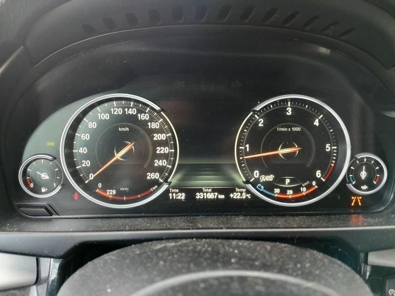 BMW X5 xDrive 40d 7 POSTI