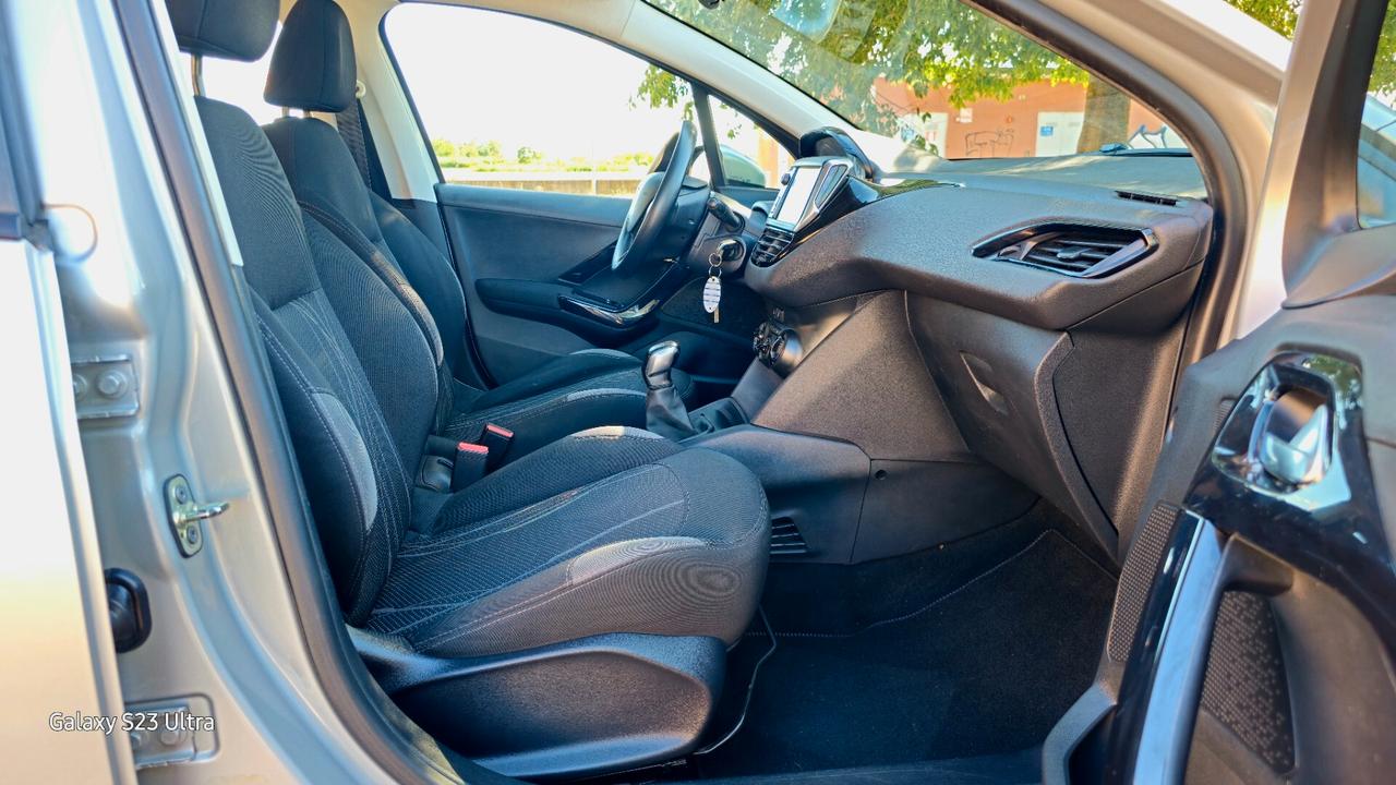 Peugeot 208 full optional Metano garantita 12 mesi