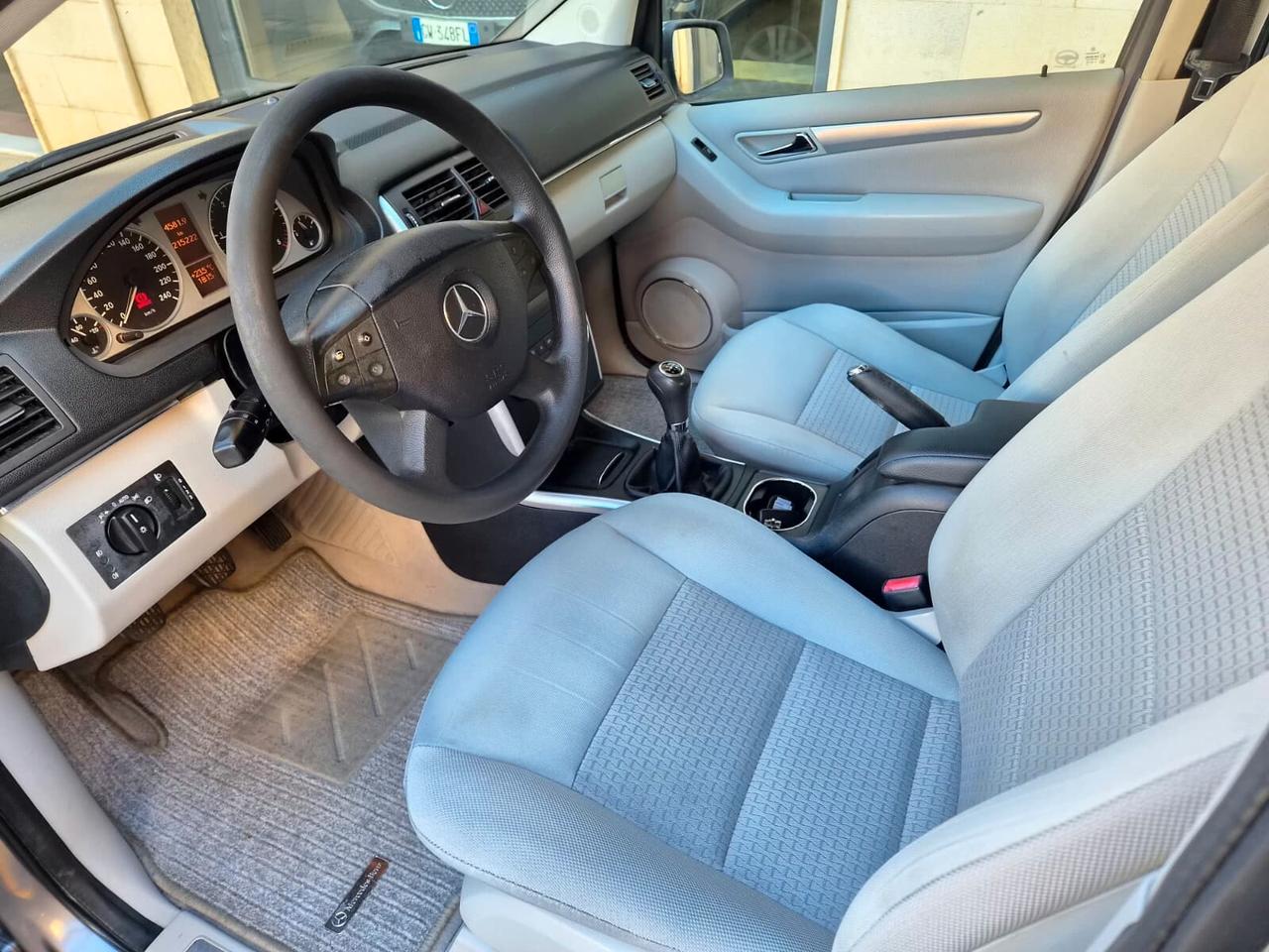 Mercedes-benz B 180 CDI Premium