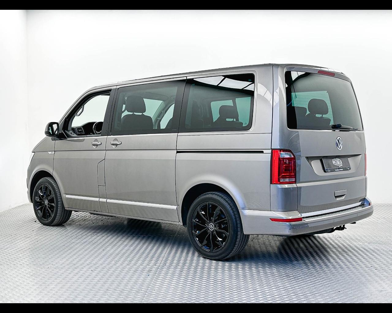 VOLKSWAGEN Multivan 6ª '15-'24 - Multivan 2.0 TDI 150CV 4Motion Highlin
