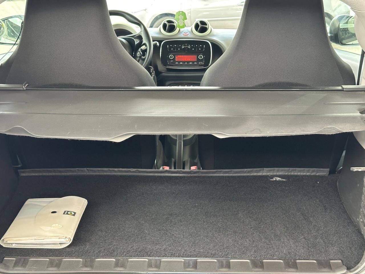 Smart ForTwo 2017 1.0 twinamic 71CV Prime DA VETRI